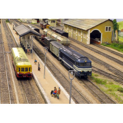 Rail Miniature Flash 647